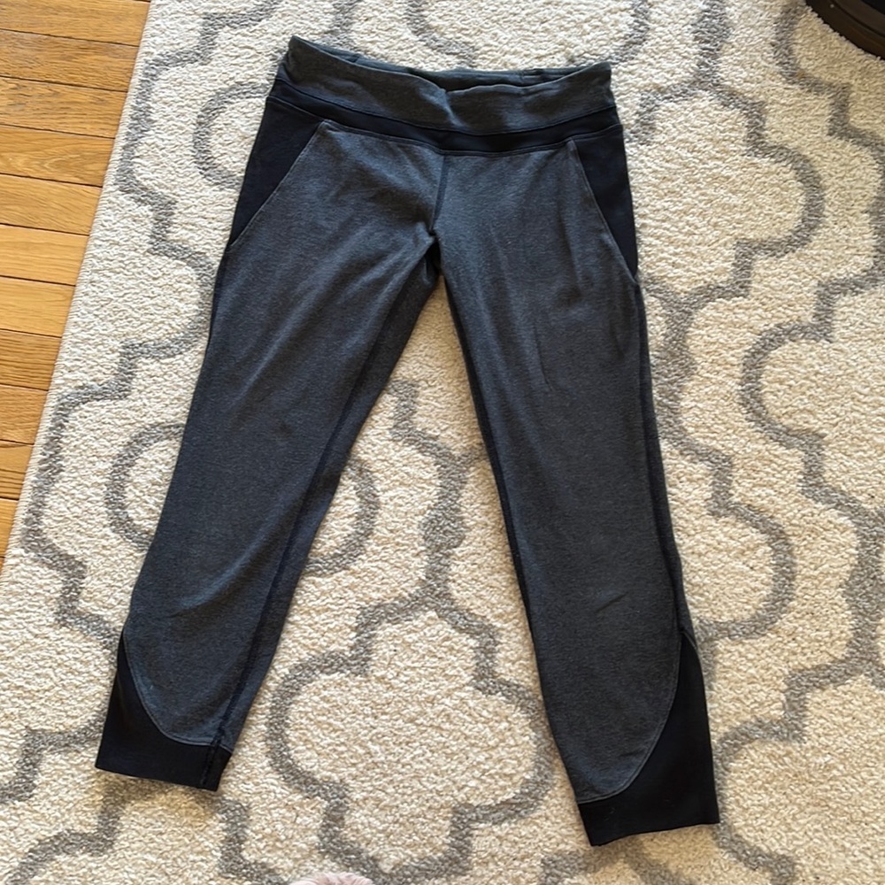 Lululemon crops